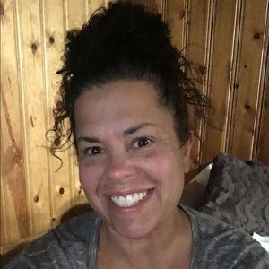 Meet your Posher, Lori